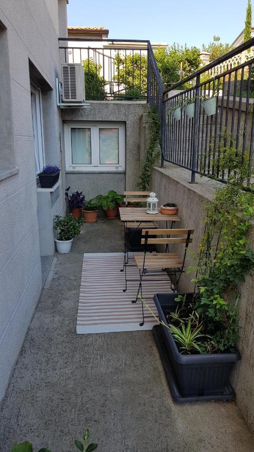 Apartman Lara Apartamento Rijeka Exterior foto