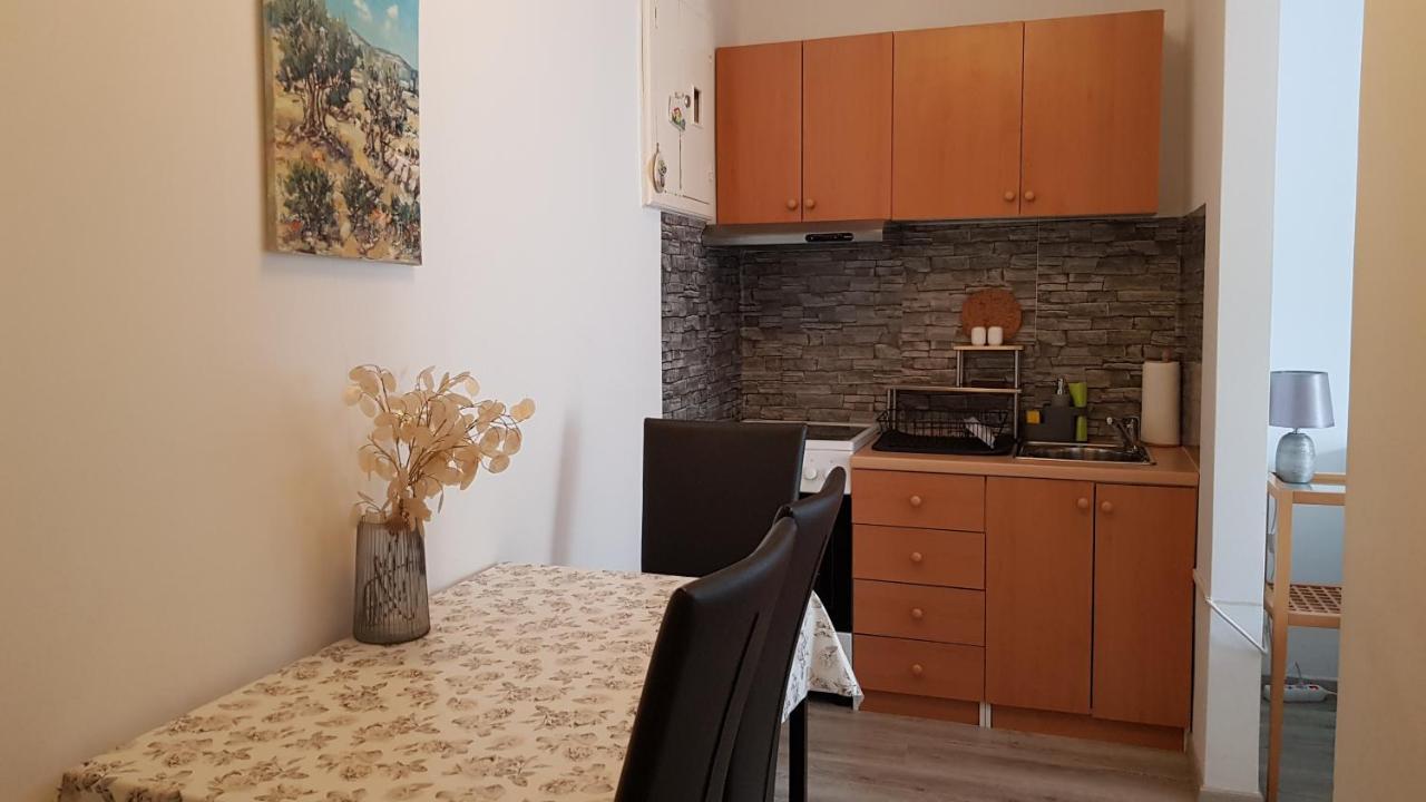 Apartman Lara Apartamento Rijeka Exterior foto